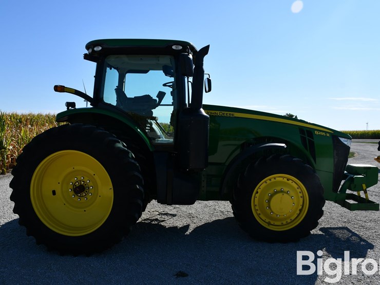 2011-john-deere-8285r-image-4