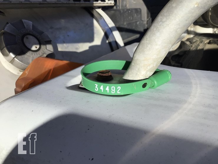 1996-mack-ch613-image-25