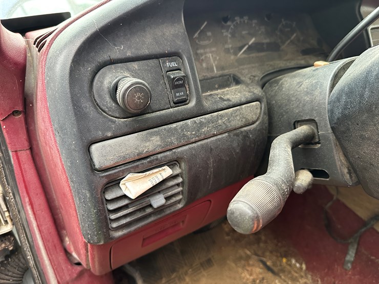 1995-ford-f350-xlt-image-61