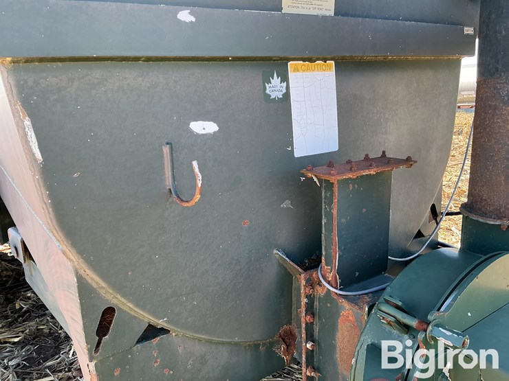 husky-t/a-liquid-manure-spreader-image-15