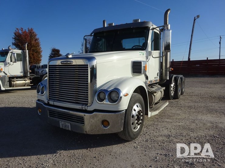 2018-freightliner-coronado-day-cab-glider-truck-(pz13996,-unit-773)-image-2