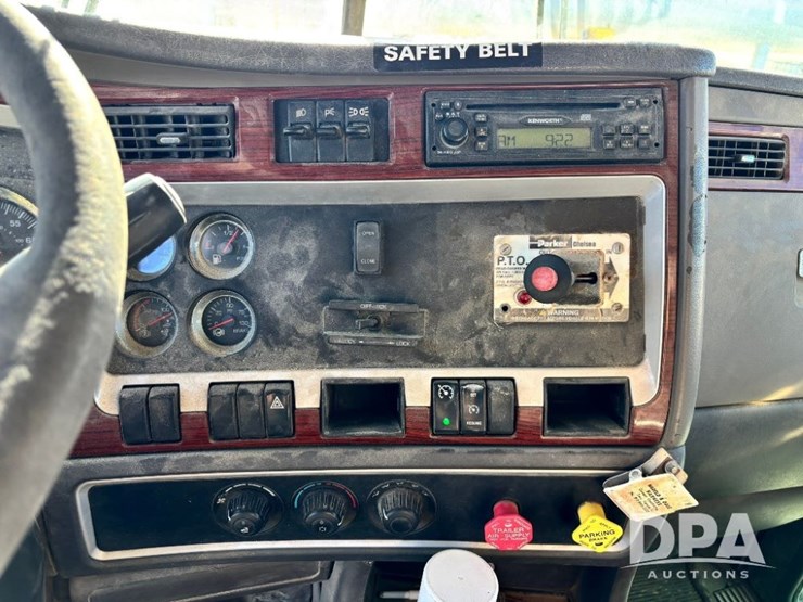 2007-kenworth-t800-image-85