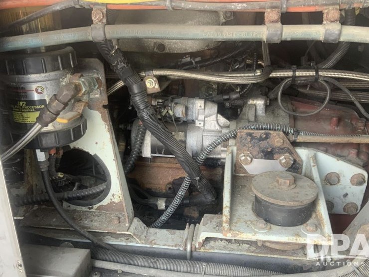 2001-mci-102-el3-image-34