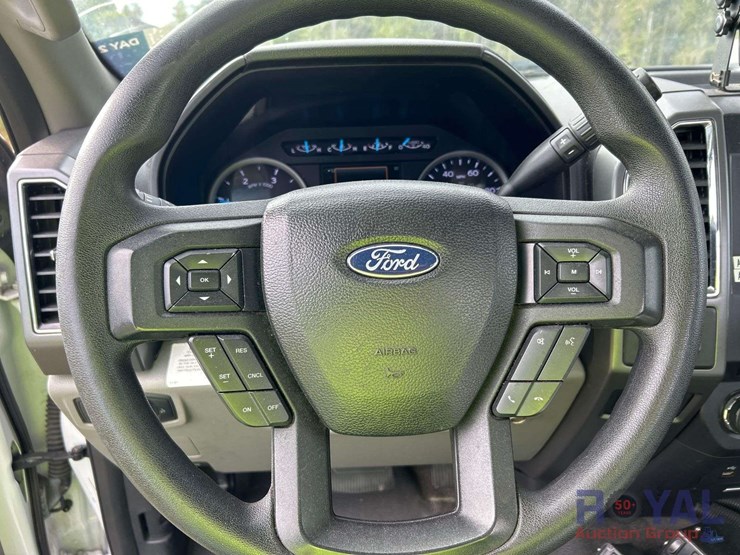 2018-ford-f550-image-13