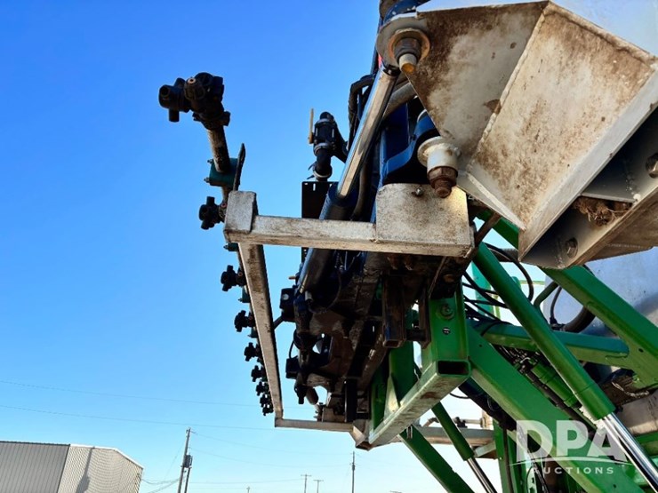 2013-john-deere-4830-image-94