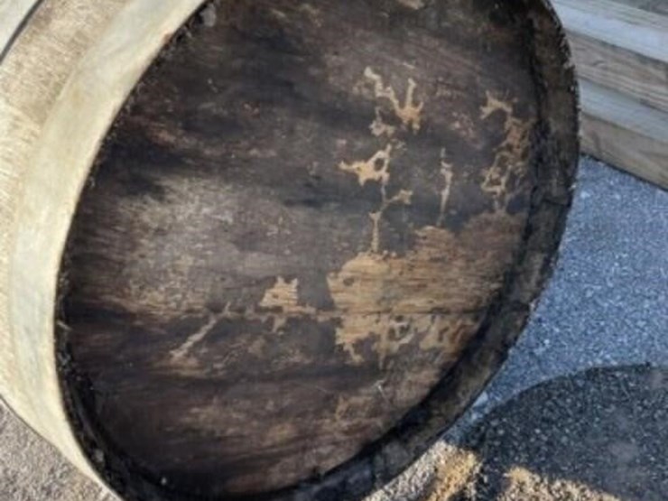 wood-whiskey-barrel-image-4
