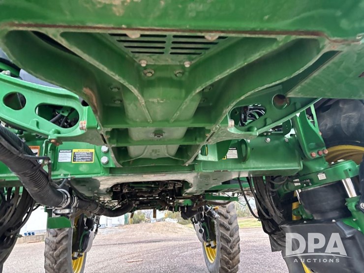 2018-john-deere-r4045-image-37