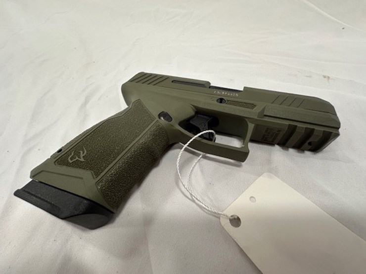 #2025-00062-•-taurus-gx4-pistol-image-53