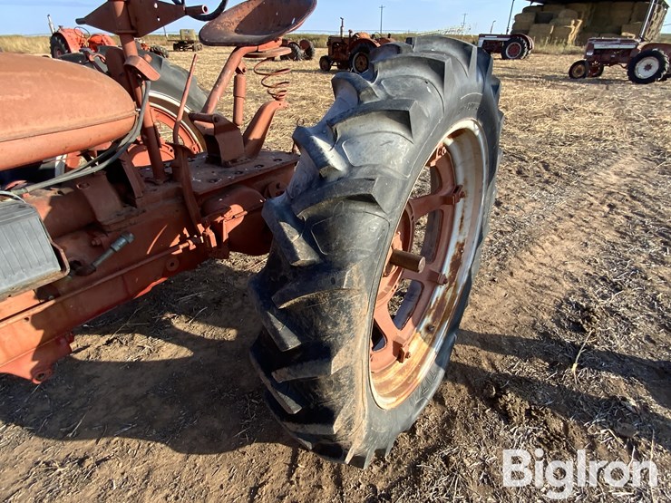 farmall-h-2wd-tractor-image-12