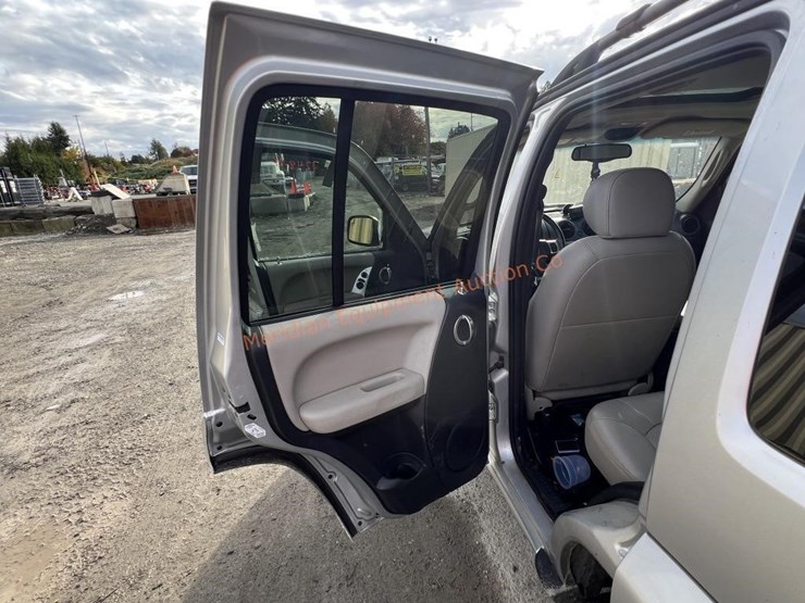 2003-jeep-liberty-image-22