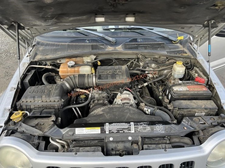 2003-jeep-liberty-image-34