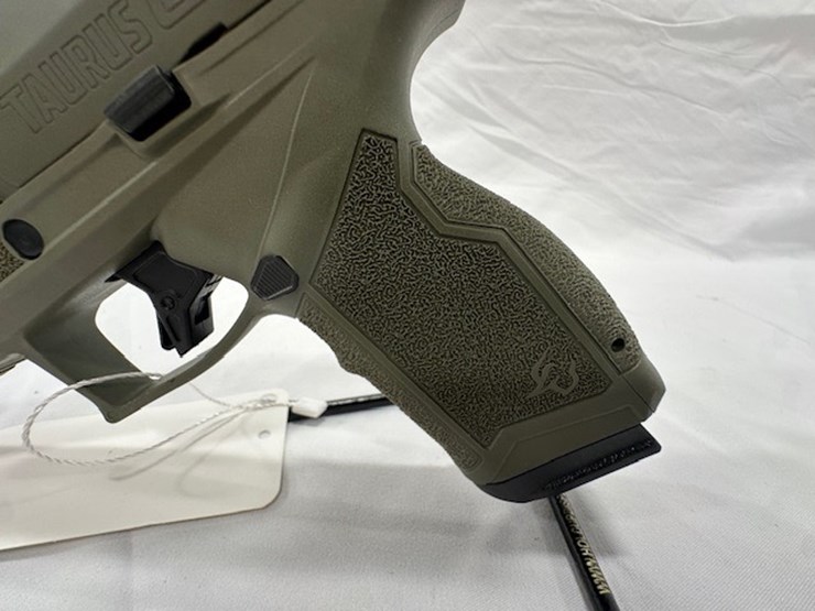 #2025-00062-•-taurus-gx4-pistol-image-45