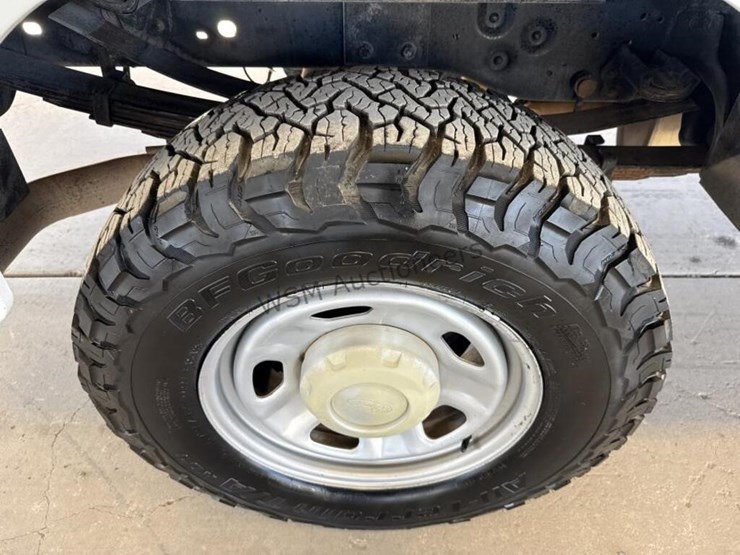 2016-ford-f350-image-8