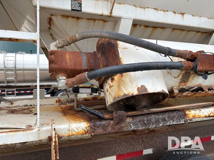 2001-bauer-built-dry-tender-trailer-(pz14002,-unit-25453)-image-5