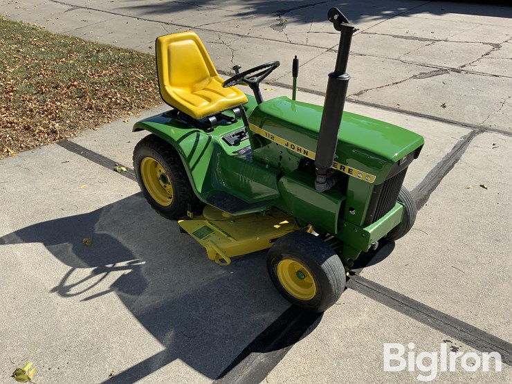 1969-john-deere-112-image-3