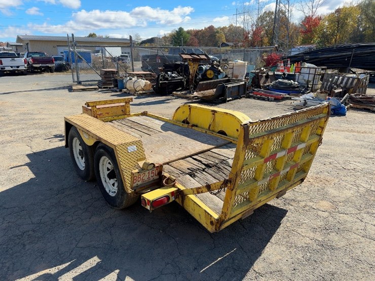 2000-karavan-10'-t/a-utility-trailer-image-3