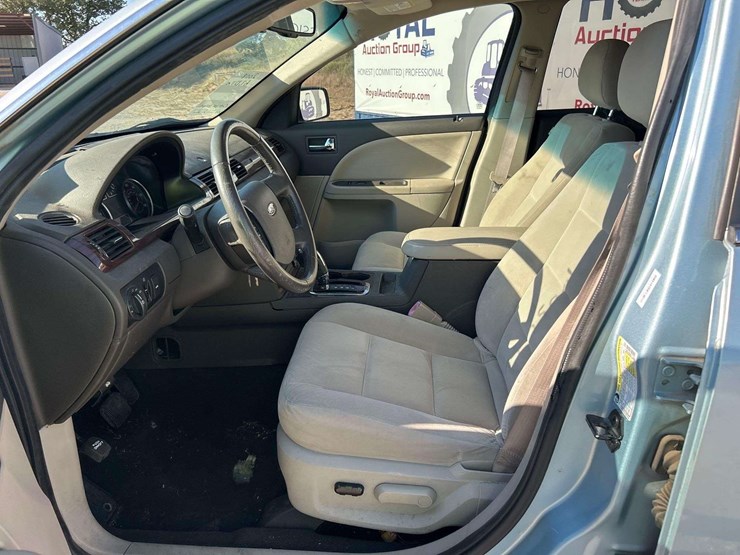 2008-ford-taurus-sel-sedan-image-9