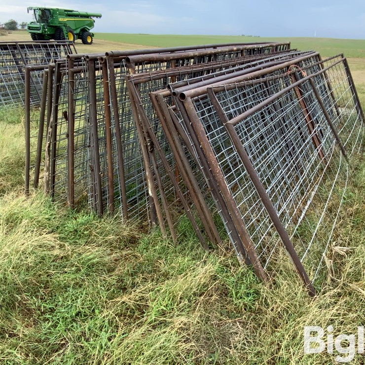 Shop Built Pivot/Cattle Panels