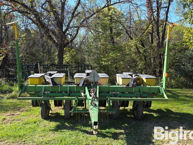 john-deere-7000-image-2