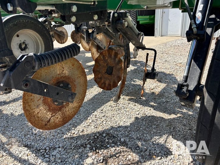 2021-unverferth-3500-image-31