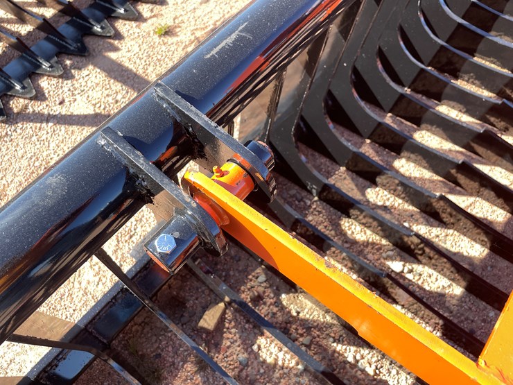 #4117-•-76"-skeleton-grapple-bucket-attachment-image-8