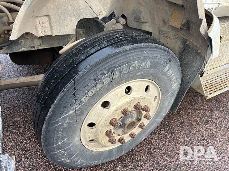 1992-international-9400-image-14