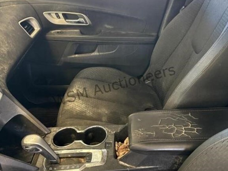 2014-chevrolet-equinox-image-18