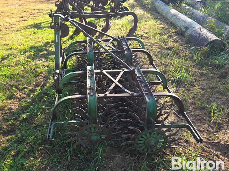 john-deere-7-image-8