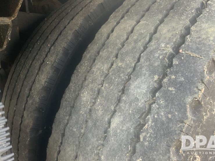 2001-mci-102-el3-image-43