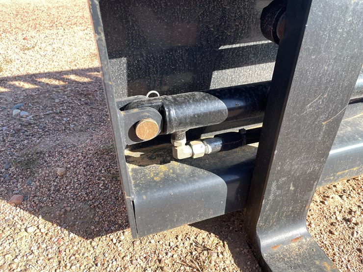 #4091-•-wolverine-pallet-fork-hydraulic-adjustable-attachment-image-8