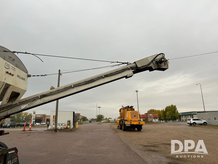 1992-international-9400-image-5