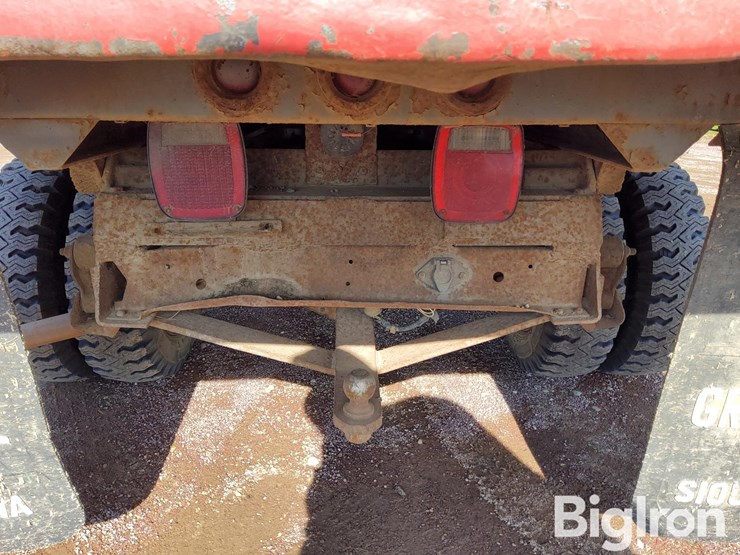 1979-chevrolet-custom-deluxe-30-image-12