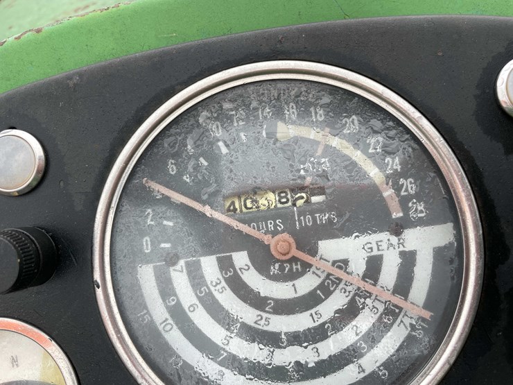 john-deere-2010-image-26