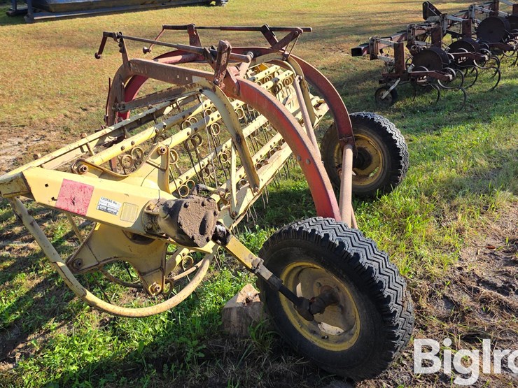 new-holland-256-image-7