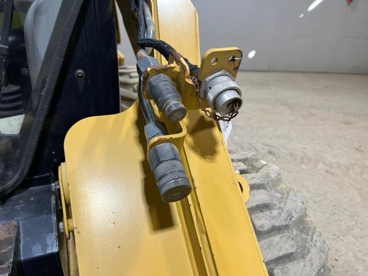 caterpillar-272c-image-11