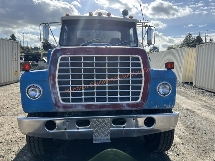 1979-ford-9000-image-5