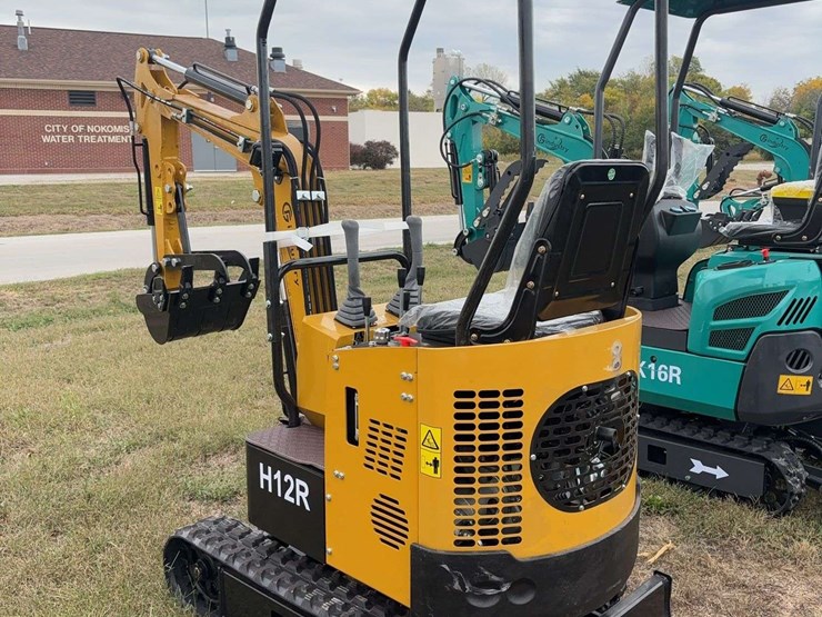 mini-excavator-h12r-image-4