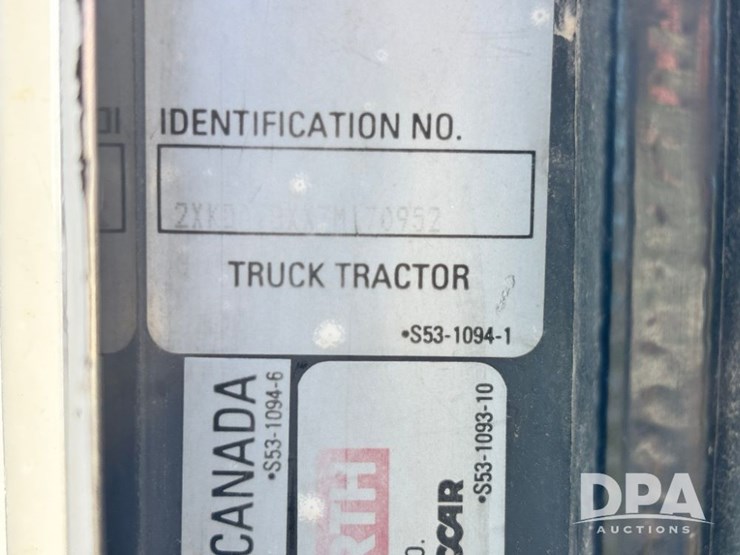 2007-kenworth-t800-image-96