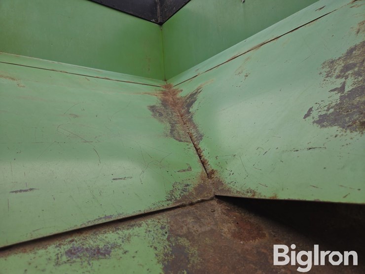 2001-parker-2000-image-14