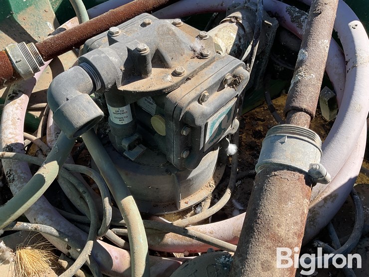 snyder-454l/120-gallon-liquid-fertilizer-poly-shuttles-image-9