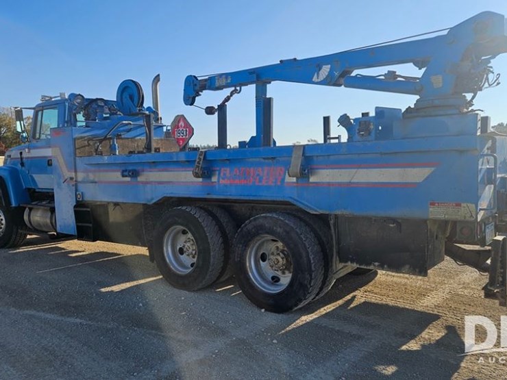 1996-ford-lt9000-image-8