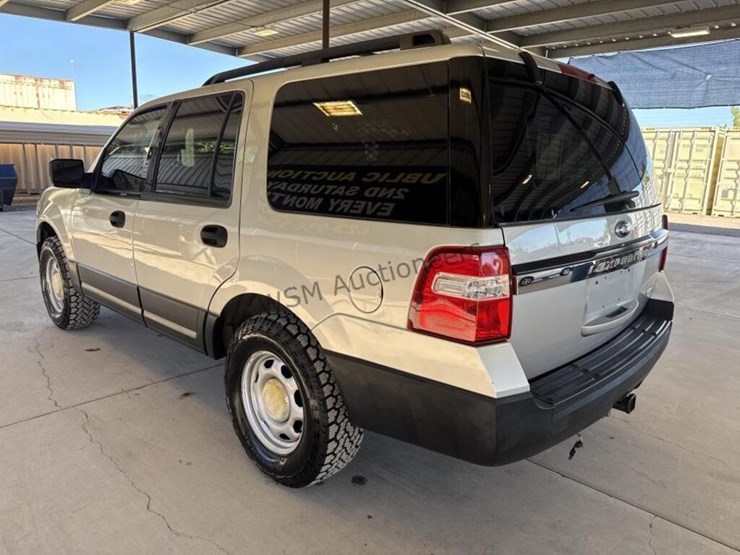 2015-ford-expedition-image-5