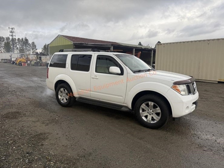 2005-nissan-pathfinder-le-image-8