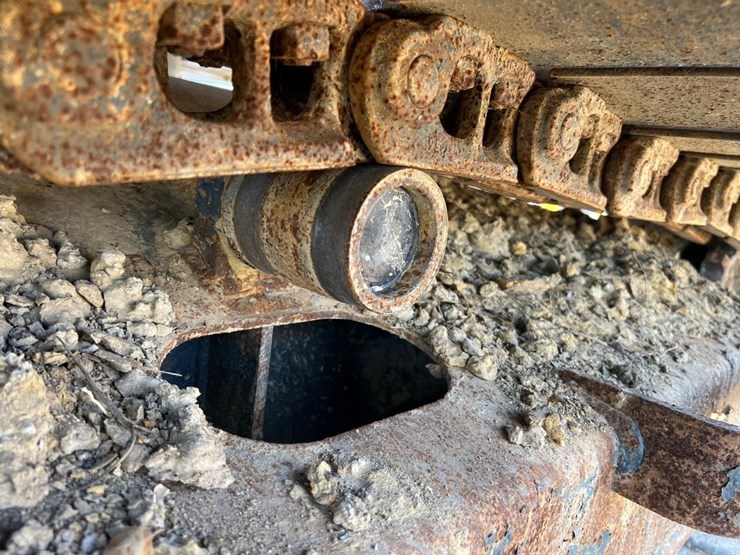 komatsu-pc88mr-11-image-18