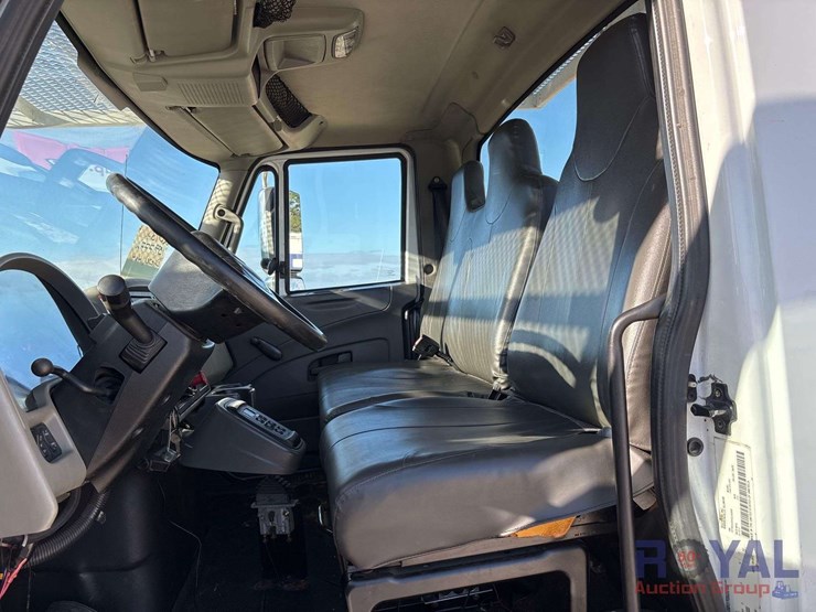 2013-international-workstar-7400-image-51