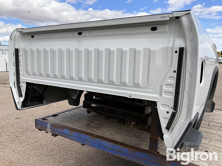 chevrolet-silverado-2500-image-15