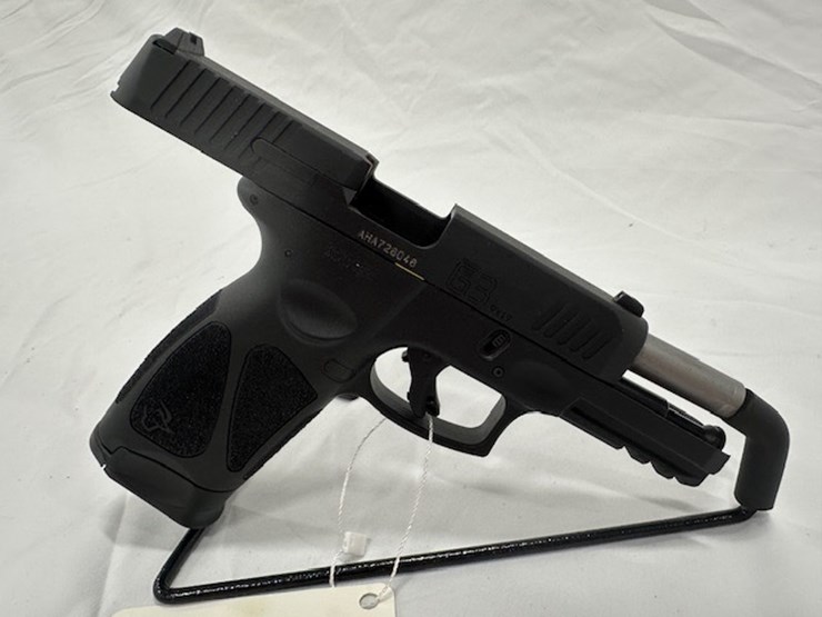 #2025-00061-•-taurus-g3-pistol-image-27