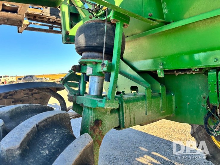 2013-john-deere-4830-image-60