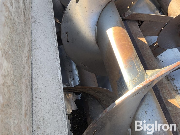 2001-international-4700-image-14