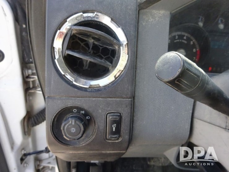 2011-ford-f250-image-66